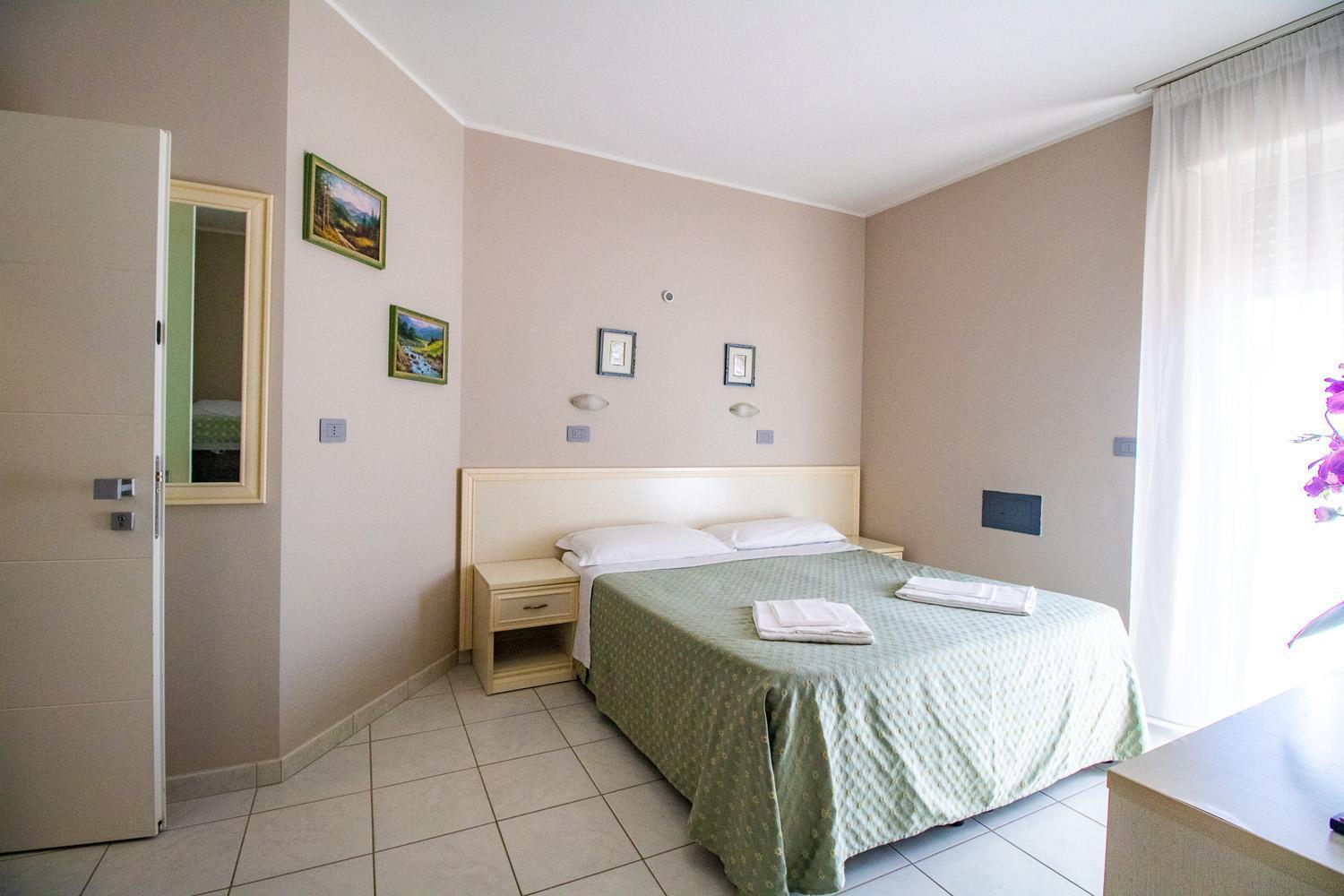 Di Matteo Hotel Розето-дельи-Абруцци Экстерьер фото